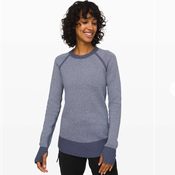 LULULEMON Women's Blue Crewneck Sweater - Picture 2 of 10
